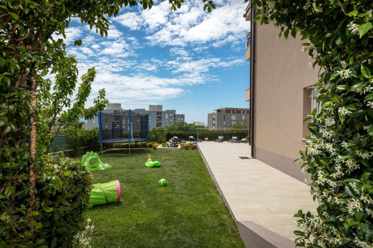 Sunny Garden Adria Apartment Split Exterior foto