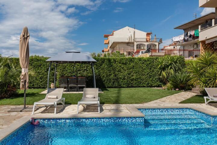 Sunny Garden Adria Apartment Split Exterior foto